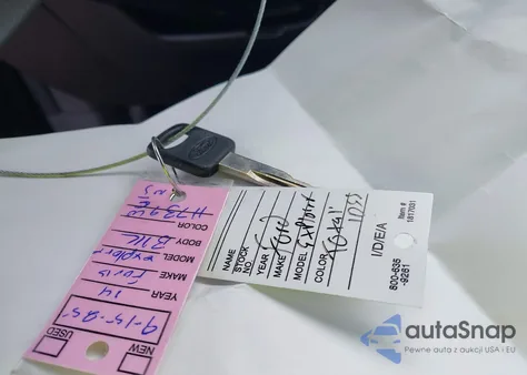 2015 Ford Police Interceptor z USA, uszkodzony, nr VIN 1FM5K8AR0FGB61908